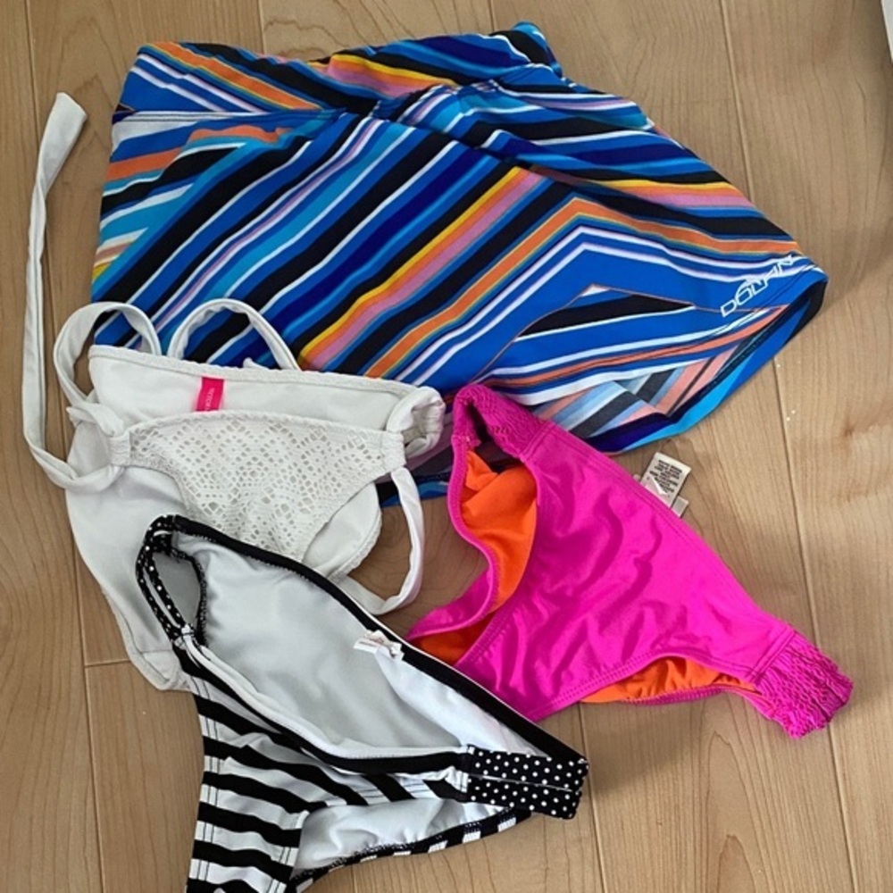 Bikini bottoms